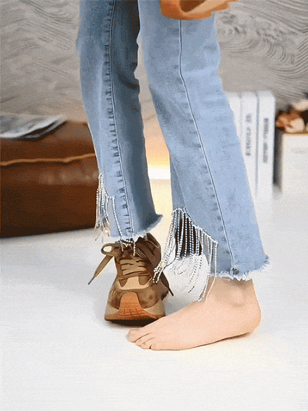 6cm厚底で脚長効果抜群！レトロなアンクルシューズでスタイルアップ