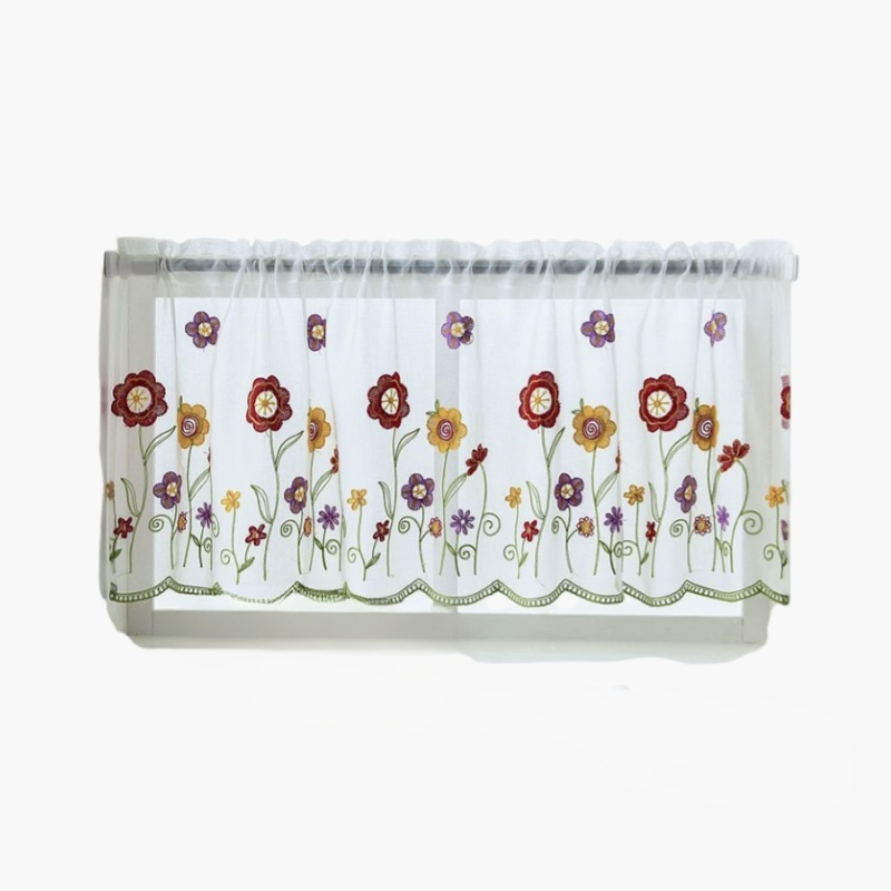 刺繍入りオーガンザカーテン