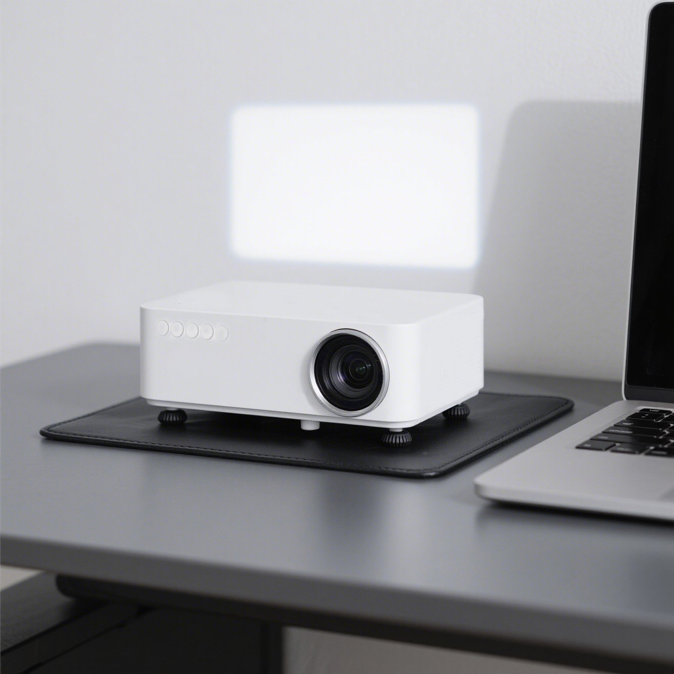  Přenosný domácí projektor