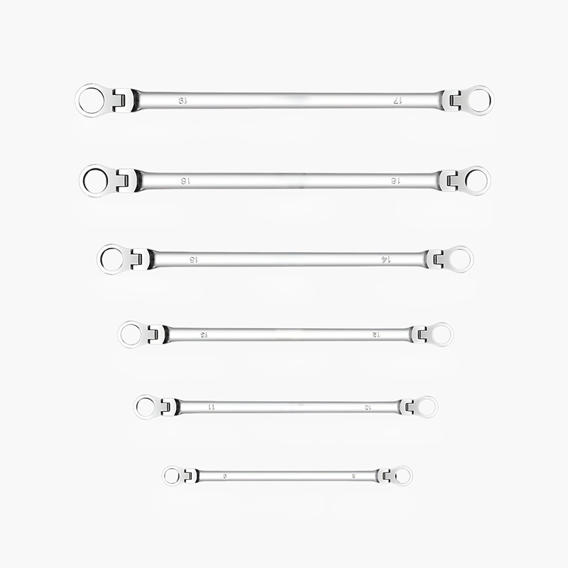 Extended ratchet wrench