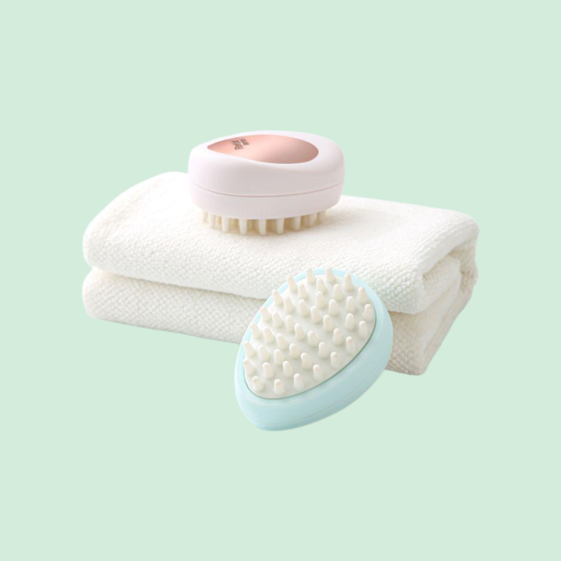 なめらかヘッドマッサージブラシ