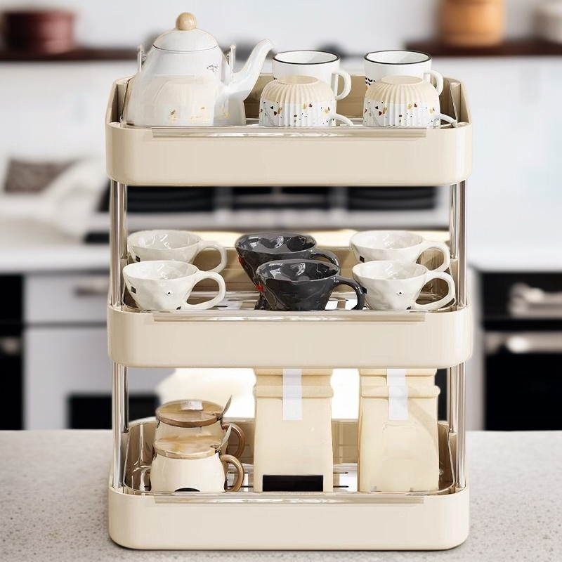 심플 디자인의 컵 수납 선반