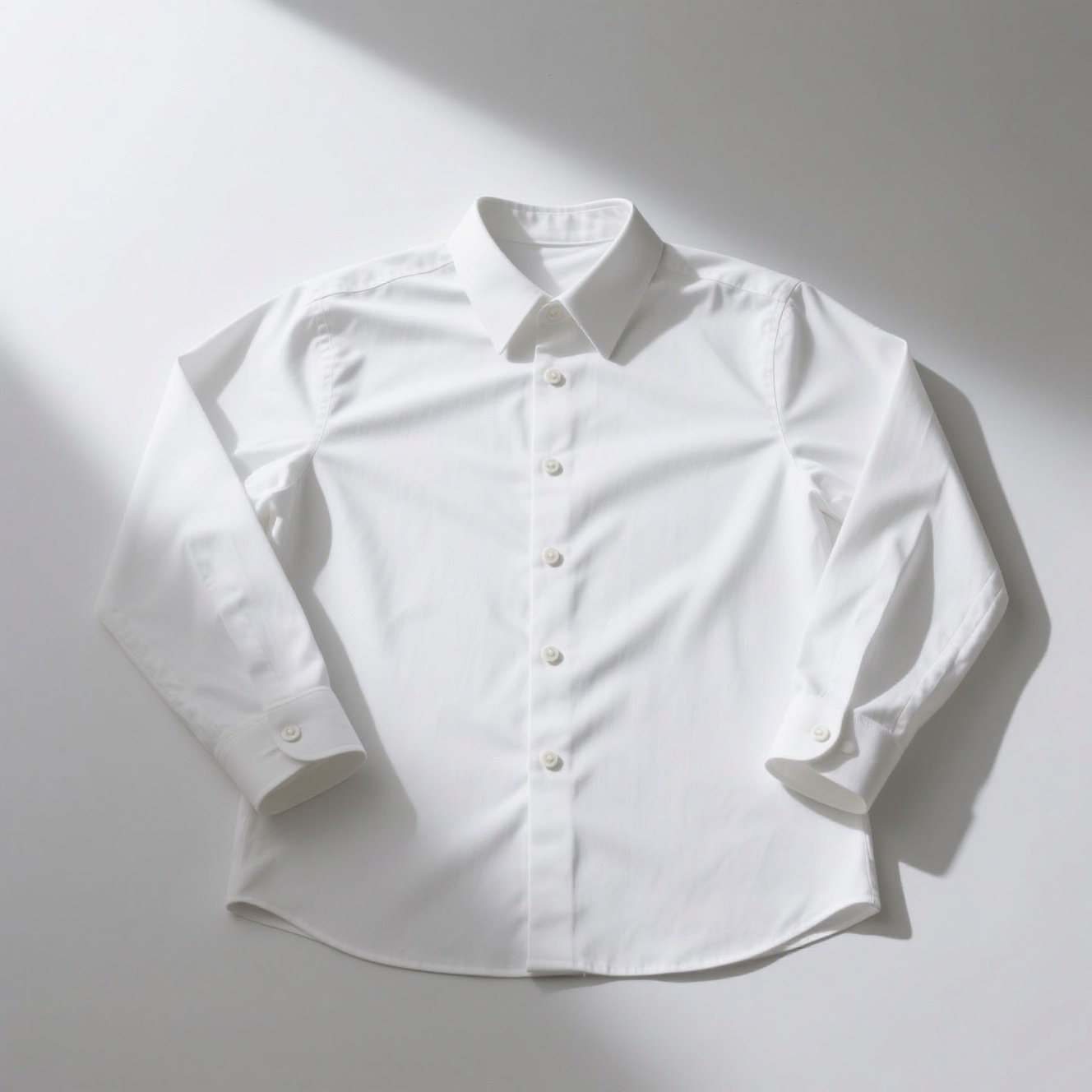 しわになりにくいリネンブレンドシャツ