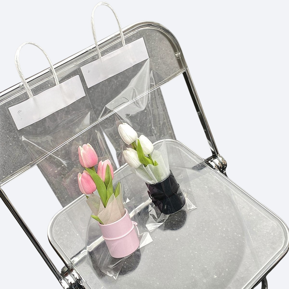 チューリップのプリントフラワー装飾品