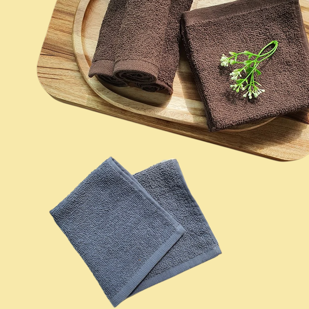 물을 흡수해도 털이 빠지지 않고 천을 청소한다.