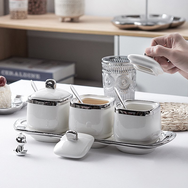 Kombinovaná sada domácích ochutnávacích nádob s krytem