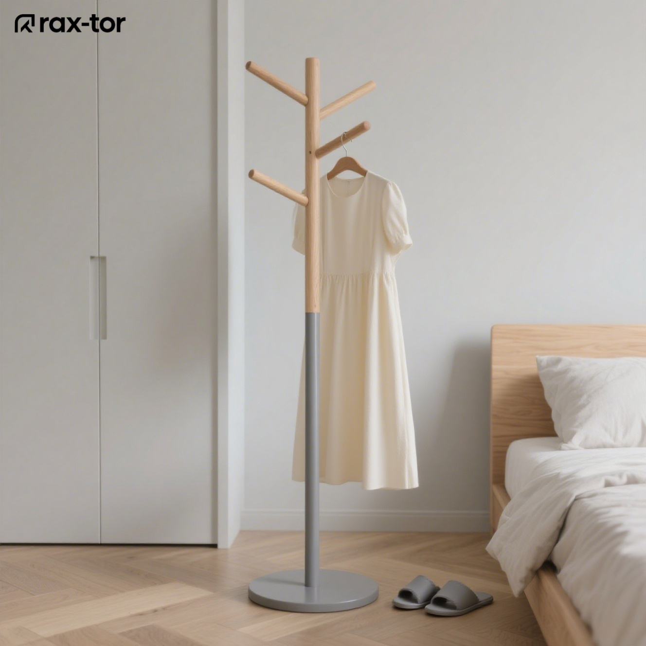 Perchero de madera maciza con soporte fuerte