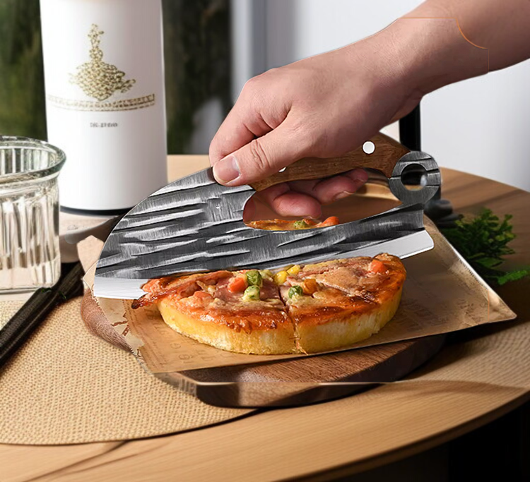 예리한 칼날의 수제 식칼 클로즈업