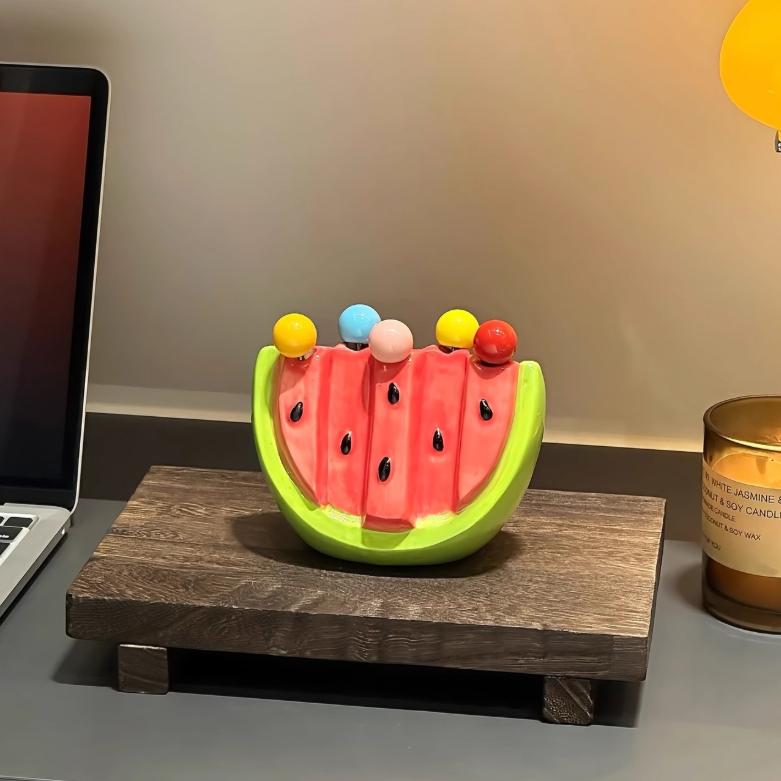 サマーパーティーにぴったりのフルーツフォーク