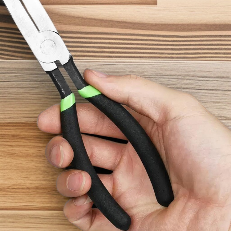 플라이어의 견고한 손잡이 디자인