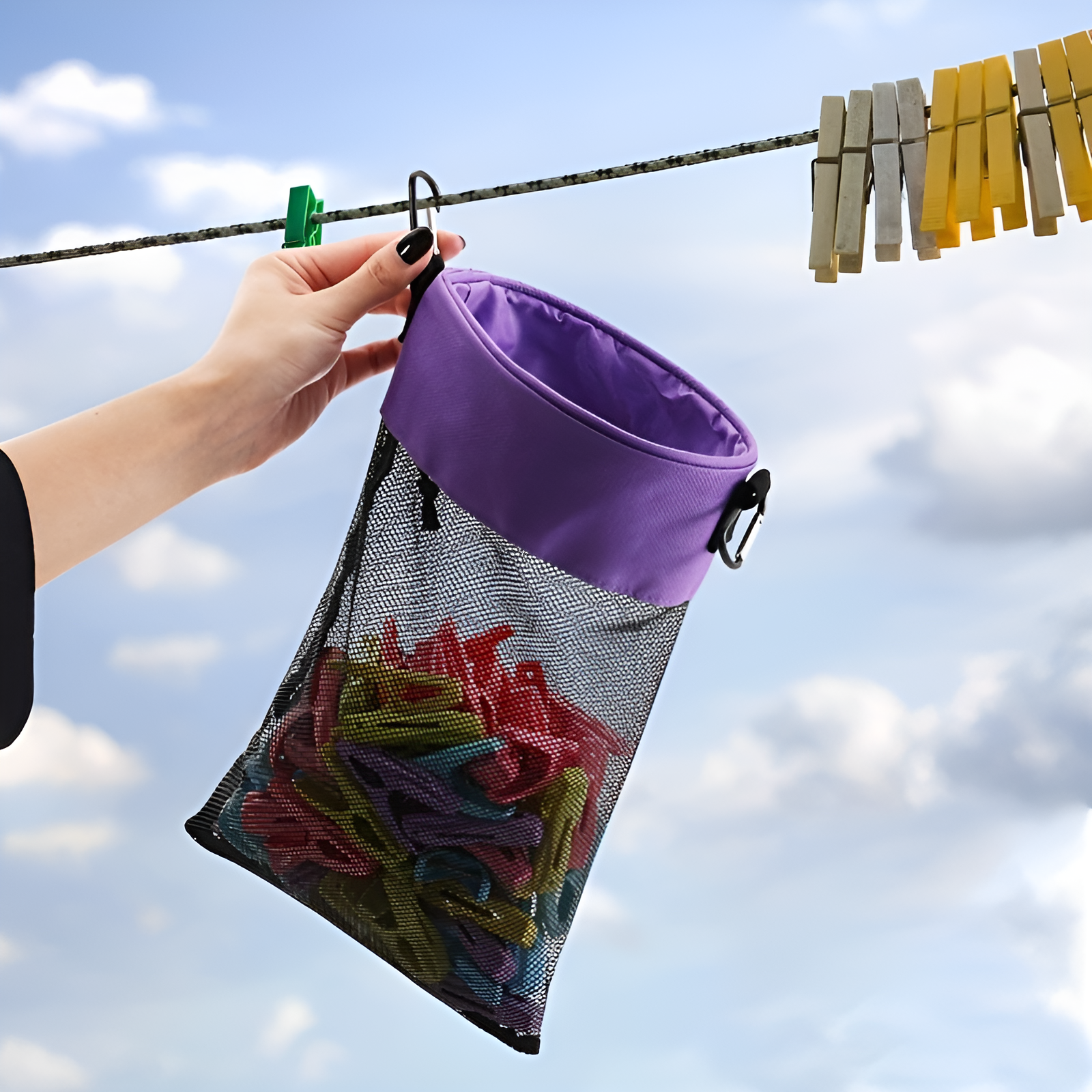 メッシュ素材の洗濯ばさみバッグ フック付き