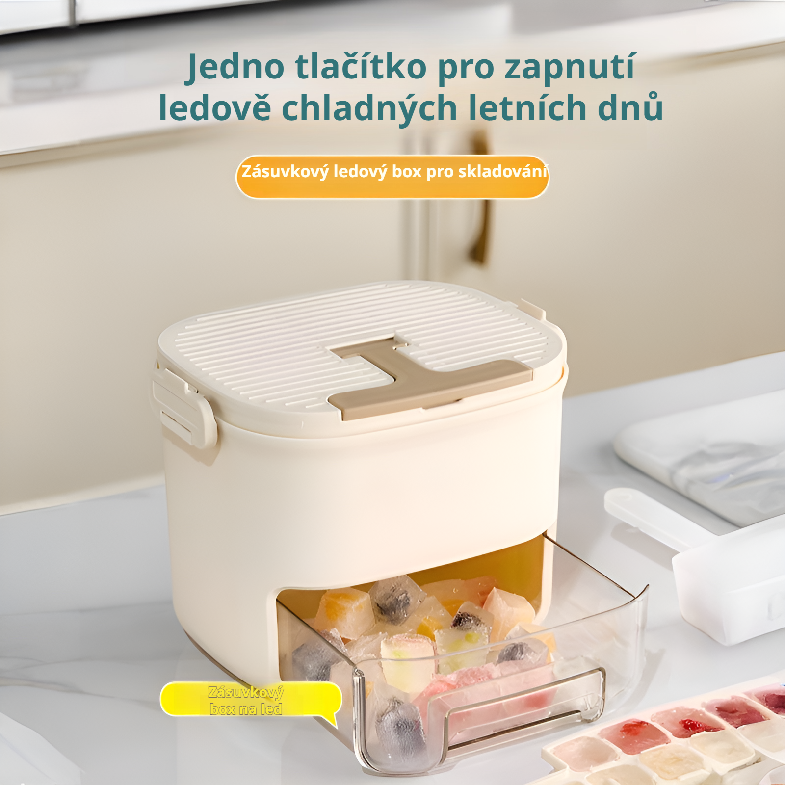 Plastová forma na led s lisovacím uzávěrem