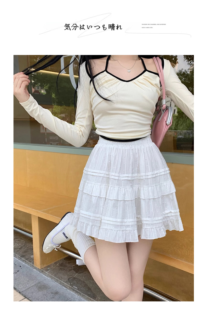 ふんわり広がる白のケーキスカート正面写真