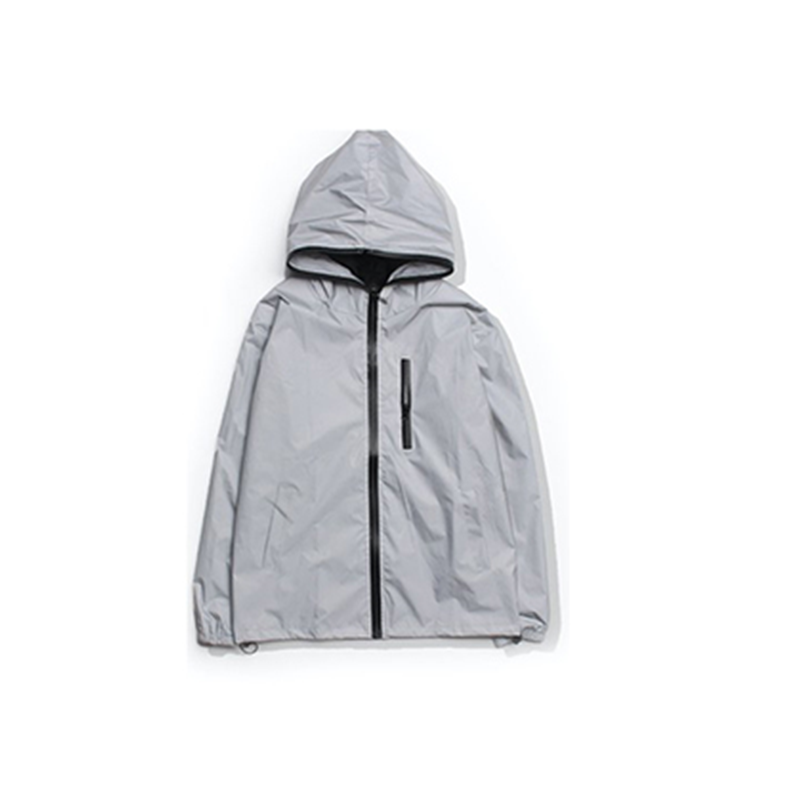 防風光反射コート  暗い環境では光反射