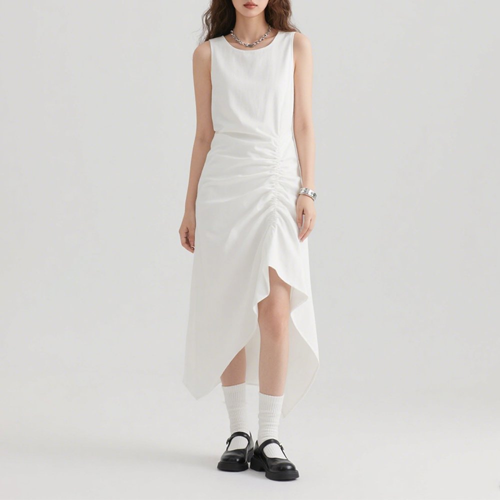 화이트 언밸런스 원피스