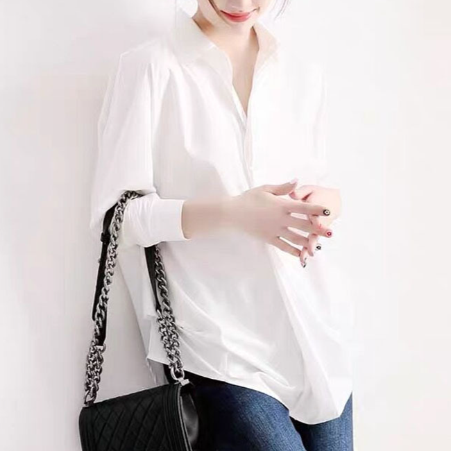 白いルーズシャツ女性トップス白いルーズブラウス