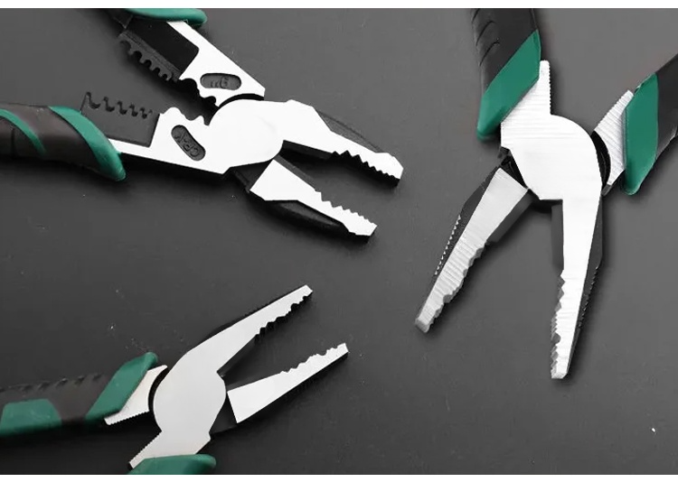 多機能ペンチの全体画像