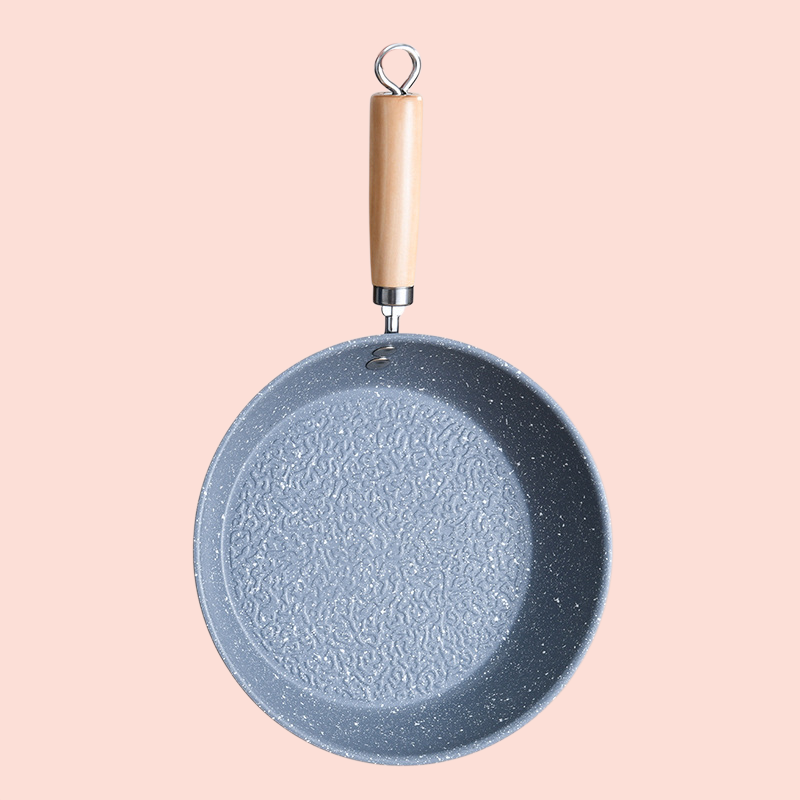 医療用石フライパンレトロハンマーパターン家庭用滑らかなノンスティックパン簡単に掃除できるフライパン目玉焼きとステーキパン