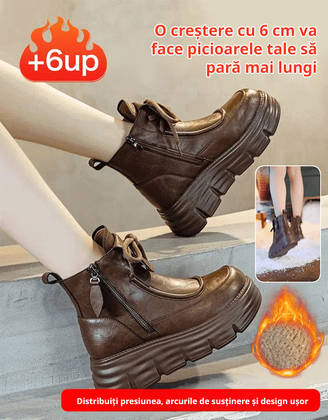 Cizme scurte Martin din piele moale căptușite cu blană.