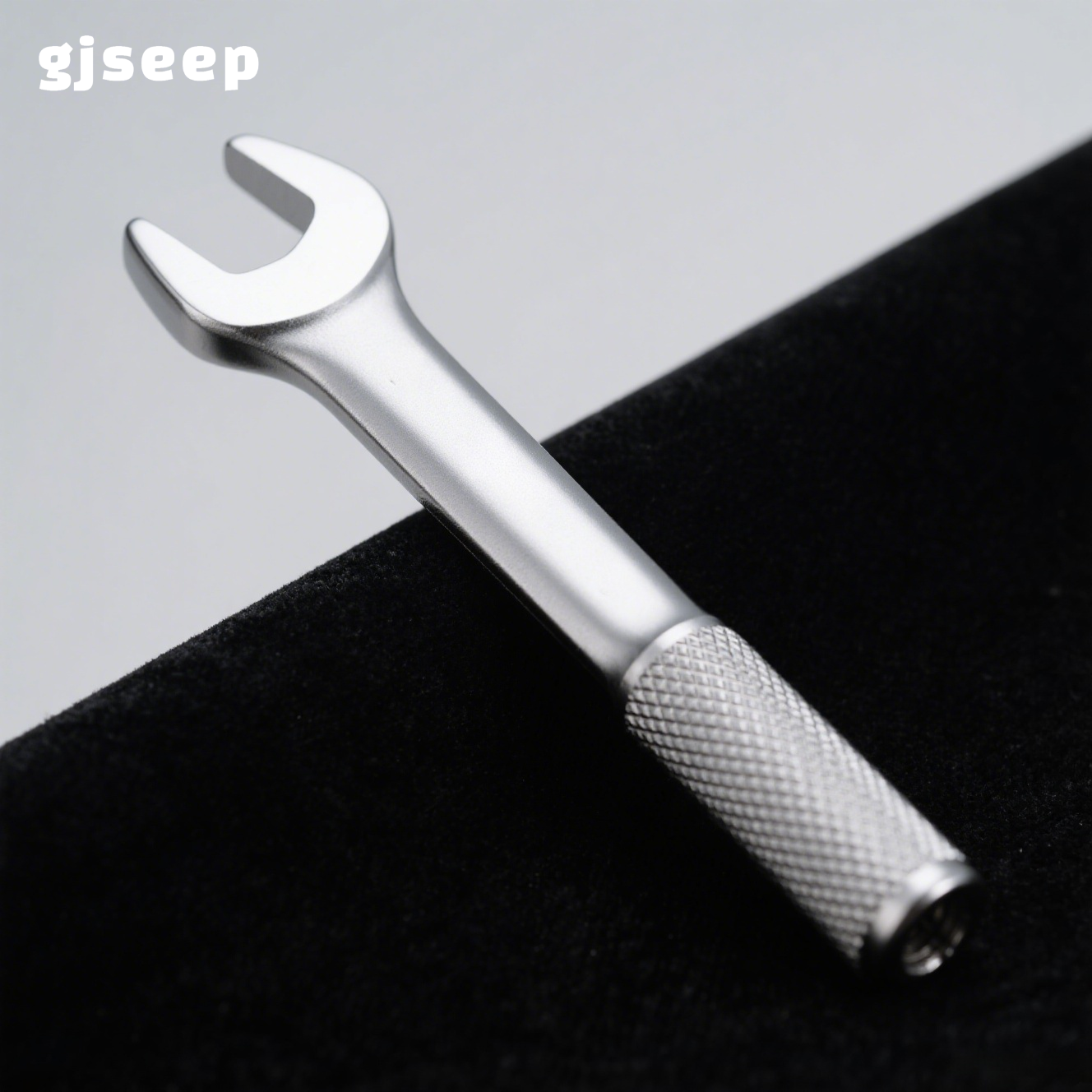 Set of stainless steel hexagonal wrenches in various sizes
