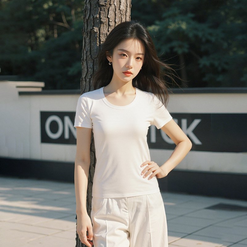 Ich küsse etwas nackte knete und einen runden kragen