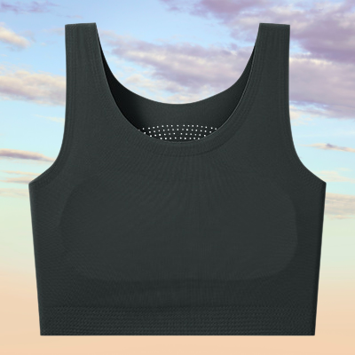 헴라인 큰 가슴은 작아 보이고 코르셋 브라