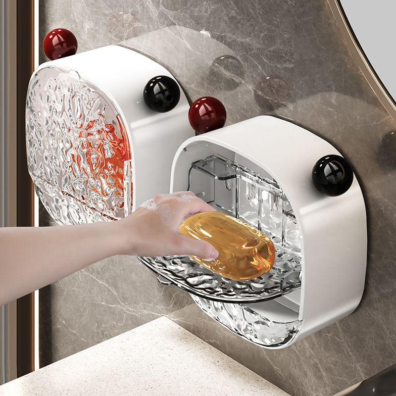  Nástěnná mýdlenka do koupelny v lehce luxusním stylu