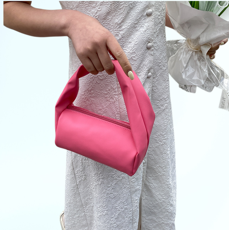 กระเป๋าสะพายไหล่หนังนิ่มสไตล์เรโทรเรียบง่ายสำหรับผู้หญิง