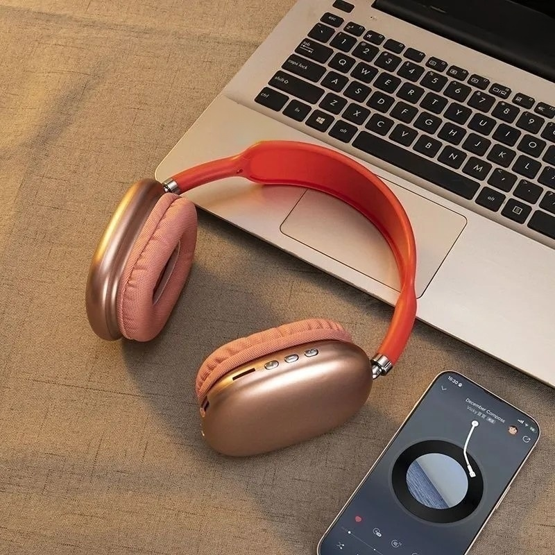 Bluetooth photography props retro futuristic headset headphones