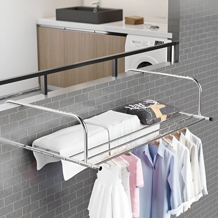 窗外晒鞋架衣物晾晒