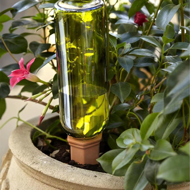 セラミック怠惰な自動花散水装置赤い陶器透水器 4 パックドリッパー庭点滴灌漑装置