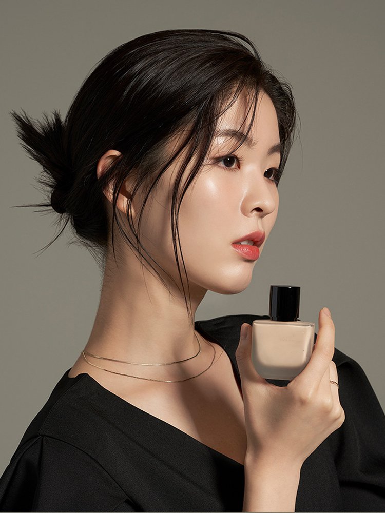 Voděodolný a potu odolný tekutý make-up