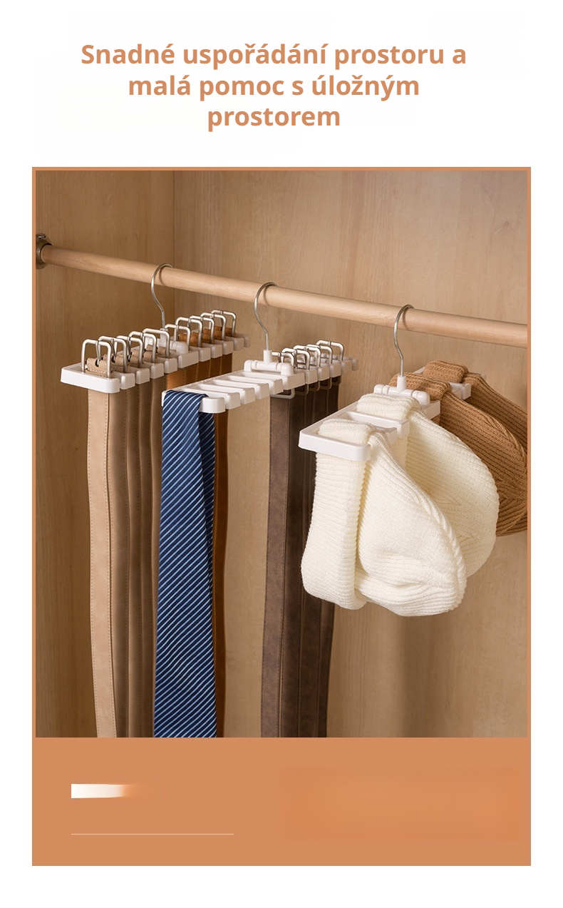 Detail stojanu s pověšenými pásky a šátky