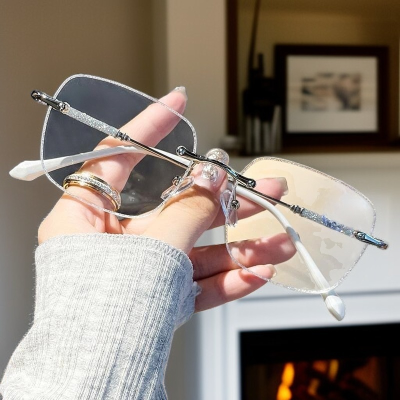 แว่นอ่านหนังสือแฟชั่นไร้กรอบสไตล์ใหม่สำหรับผู้หญิงพร้อมการป้องกันแสงสีฟ้า