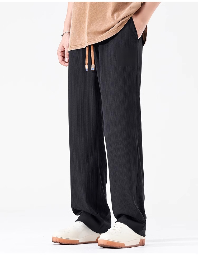 通気性抜群のメンズパンツディテール