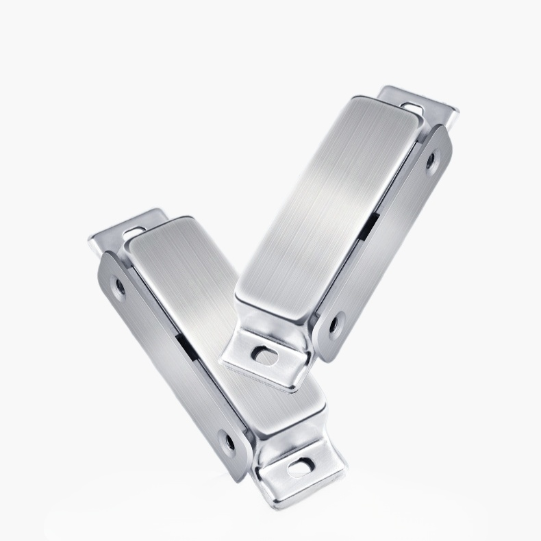 ステンレス製キャビネットの吸引