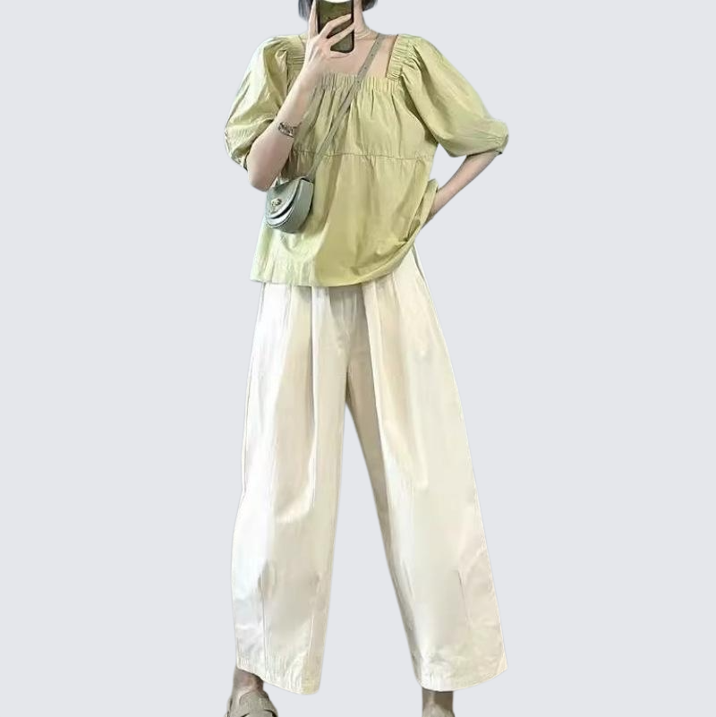 بنطلون واسع الساق لتنحيف الجسم وتقليل علامات التقدم في السن، مناسب للصيف