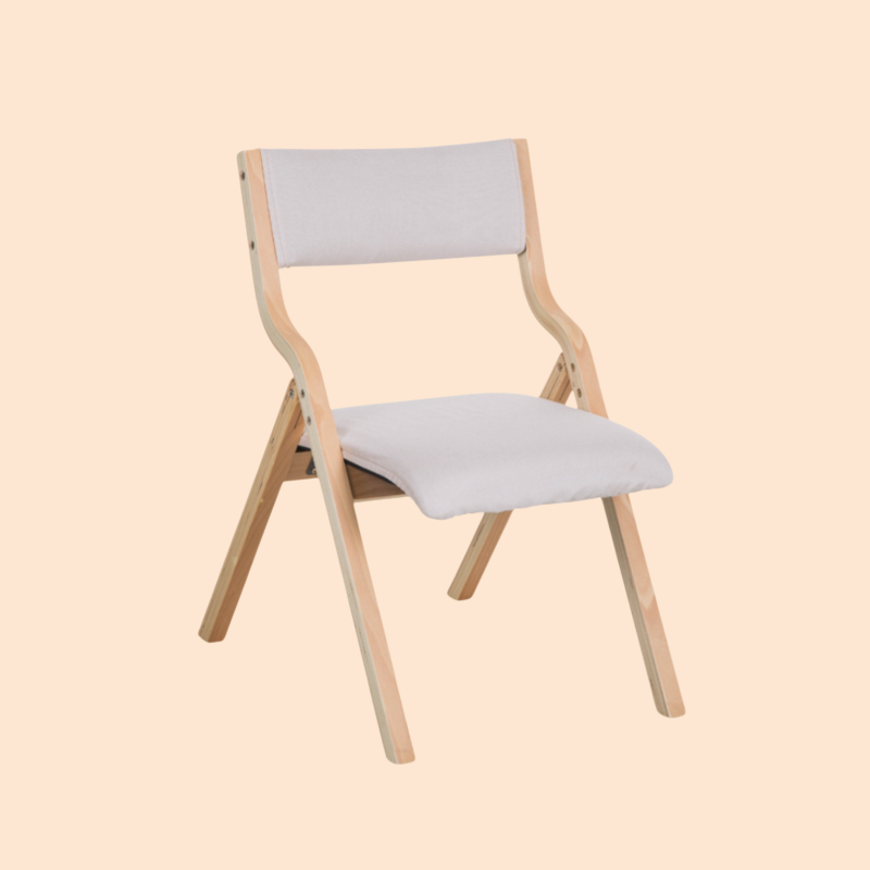 無垢材の折りたたみ椅子