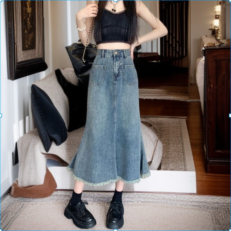 تنورة صيفية بتصميم ريترو بخصر مرتفع وطول متوسط وتنورة على شكل حرف A