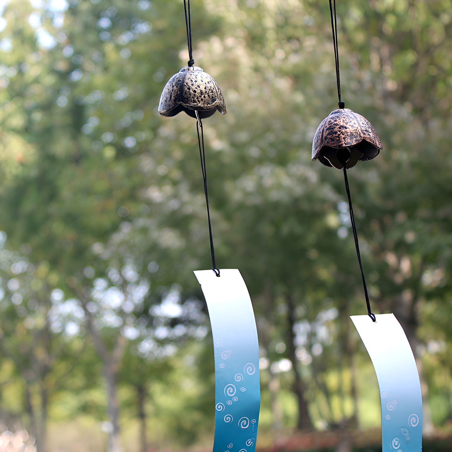 風鈴 金属 鉄器 ふうりん 手作り 伝統工芸品 日本の夏の風物詩 風鈴 おしゃれ ウィンドチャイム いい音 鐘 贈り物 プレゼント 釣鐘