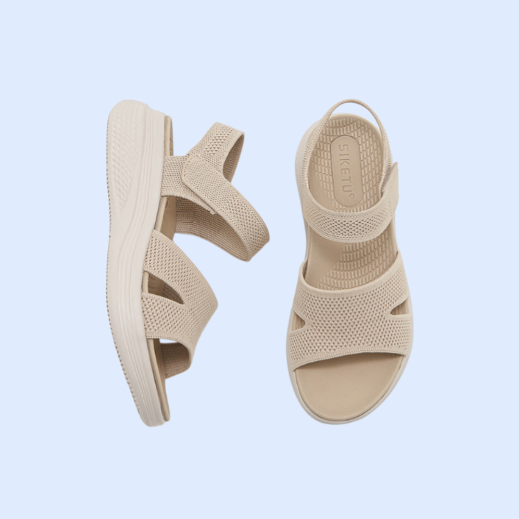 女性用カジュアル厚底サンダル