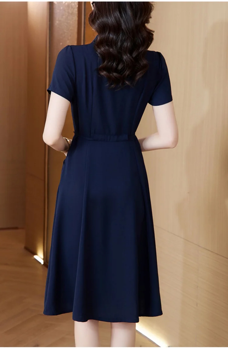 特別な日にも使える上品ワンピース