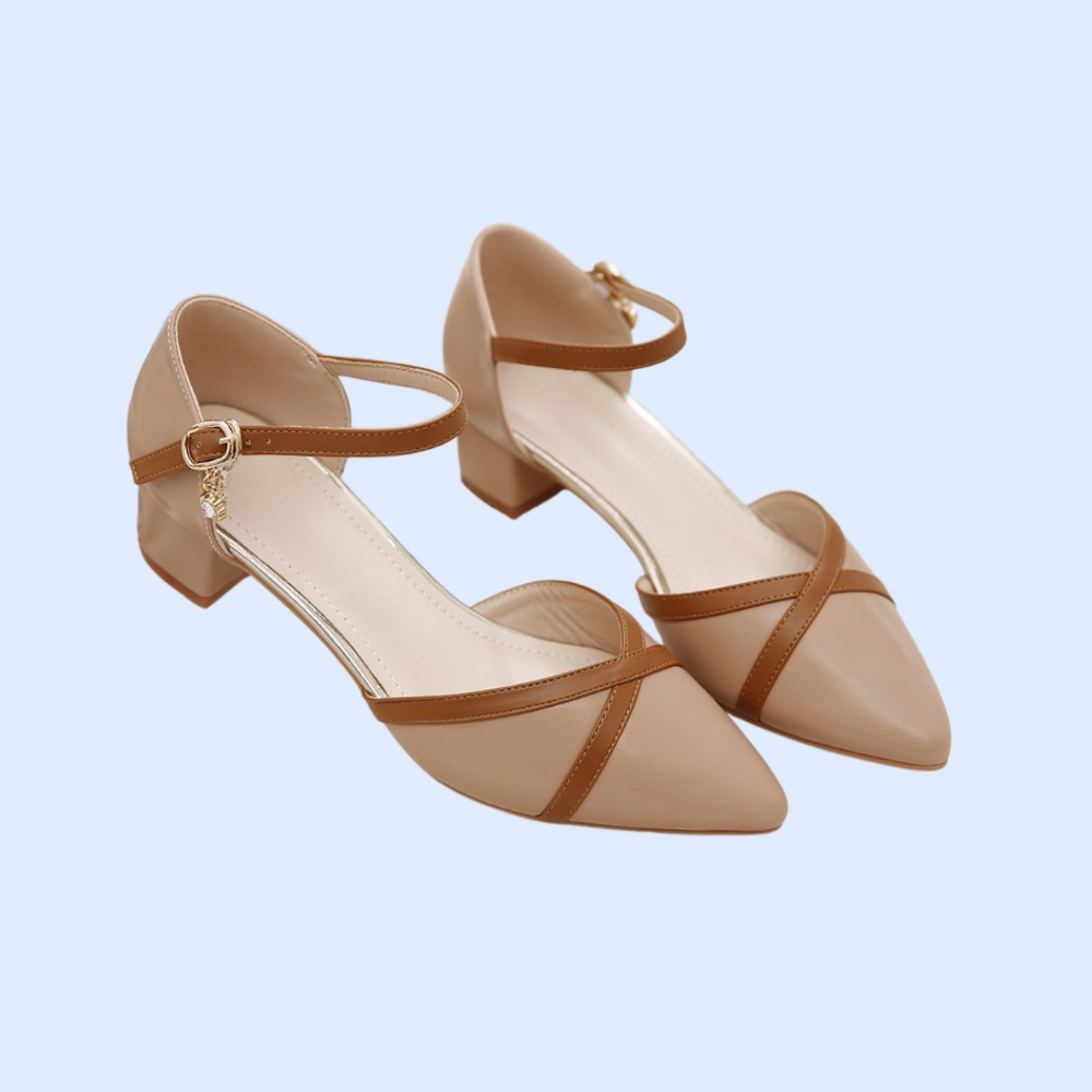 レディース ポインテッドトゥ バックルサンダル