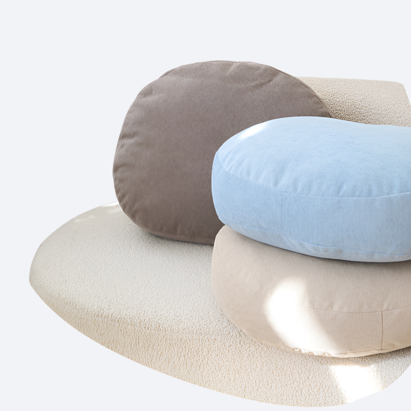 Měkká zahuštěná pohovka s polštářem