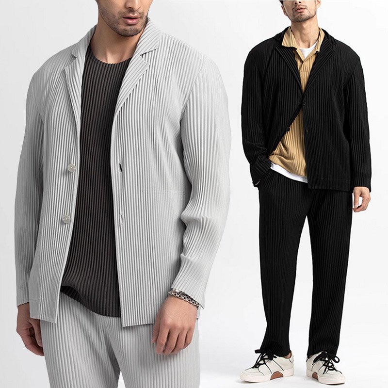 Stilvoller Plissee-Anzug