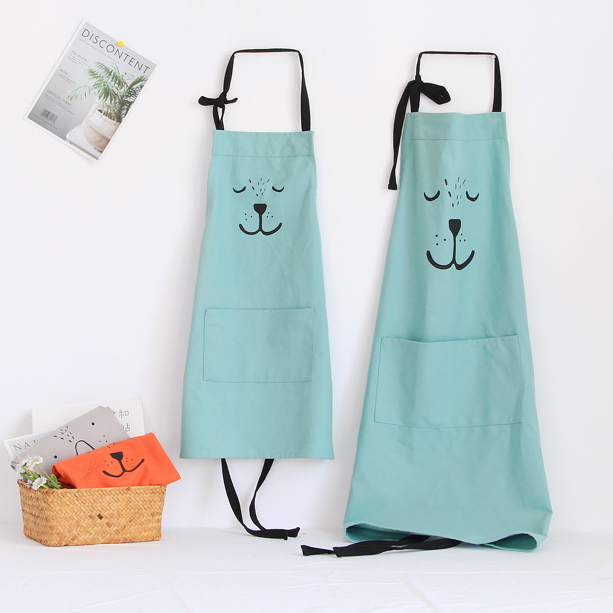 お料理を楽しむ親子のエプロンコーデ