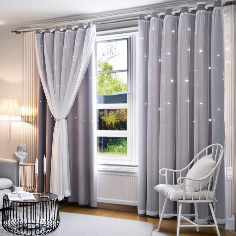 고급스러운 완제품 차광 커튼 설치 모습