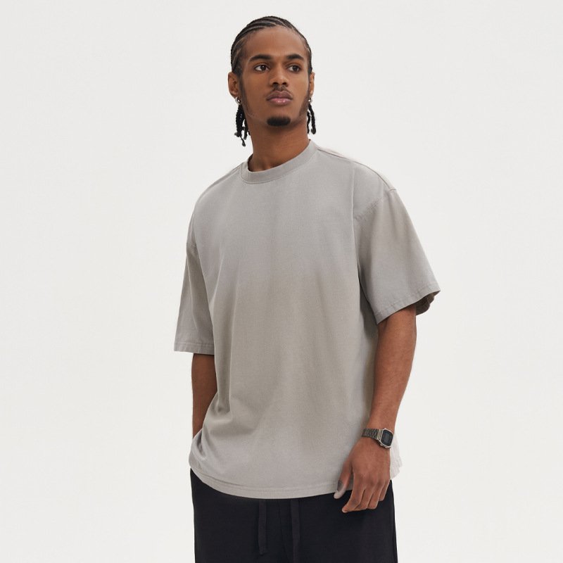 Seprané, opotřebované, batikované krátké rukávy