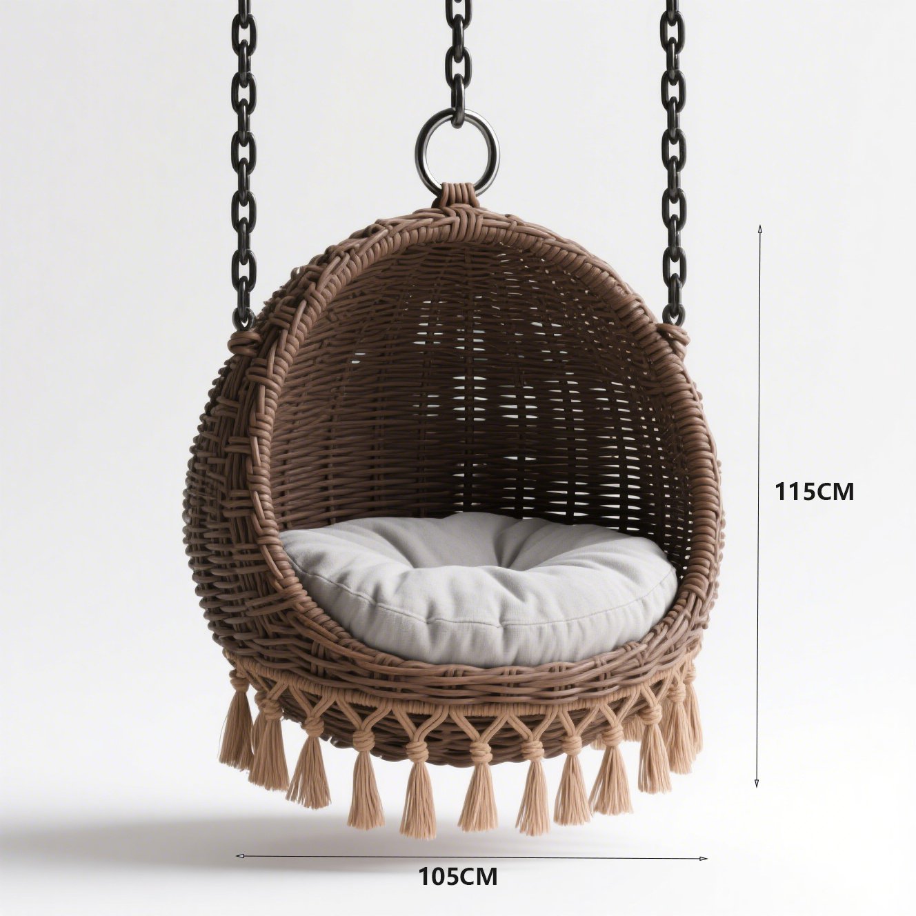 Děti si hrají v houpacím koši Ptačí hnízdo