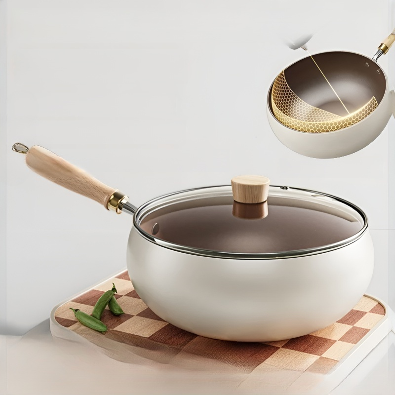 미니 냄비로 간편한 요리 장면